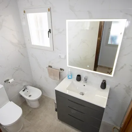 Canovas Id185 Apartment